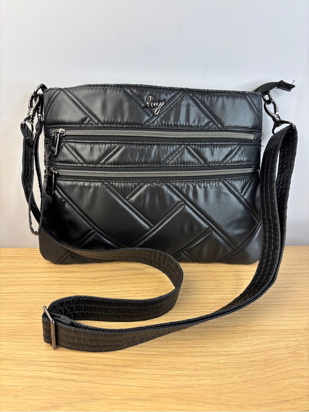 Lug Dazzle SE Metallic Black Quilted Crossbody LIKE NEW!